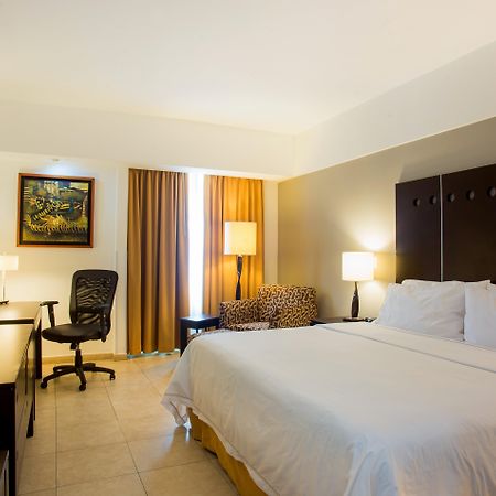 Holiday Inn Express Tapachula By Ihg Экстерьер фото