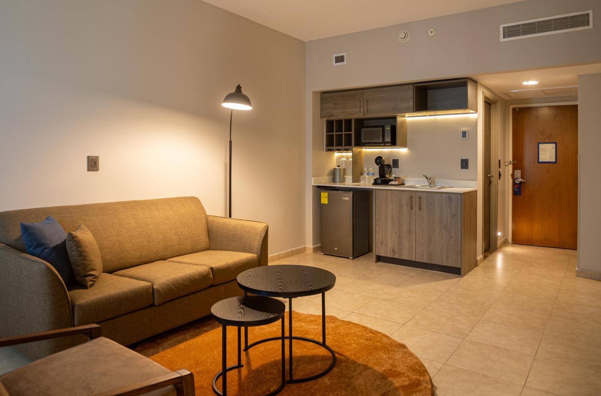 Holiday Inn Express Tapachula By Ihg Экстерьер фото