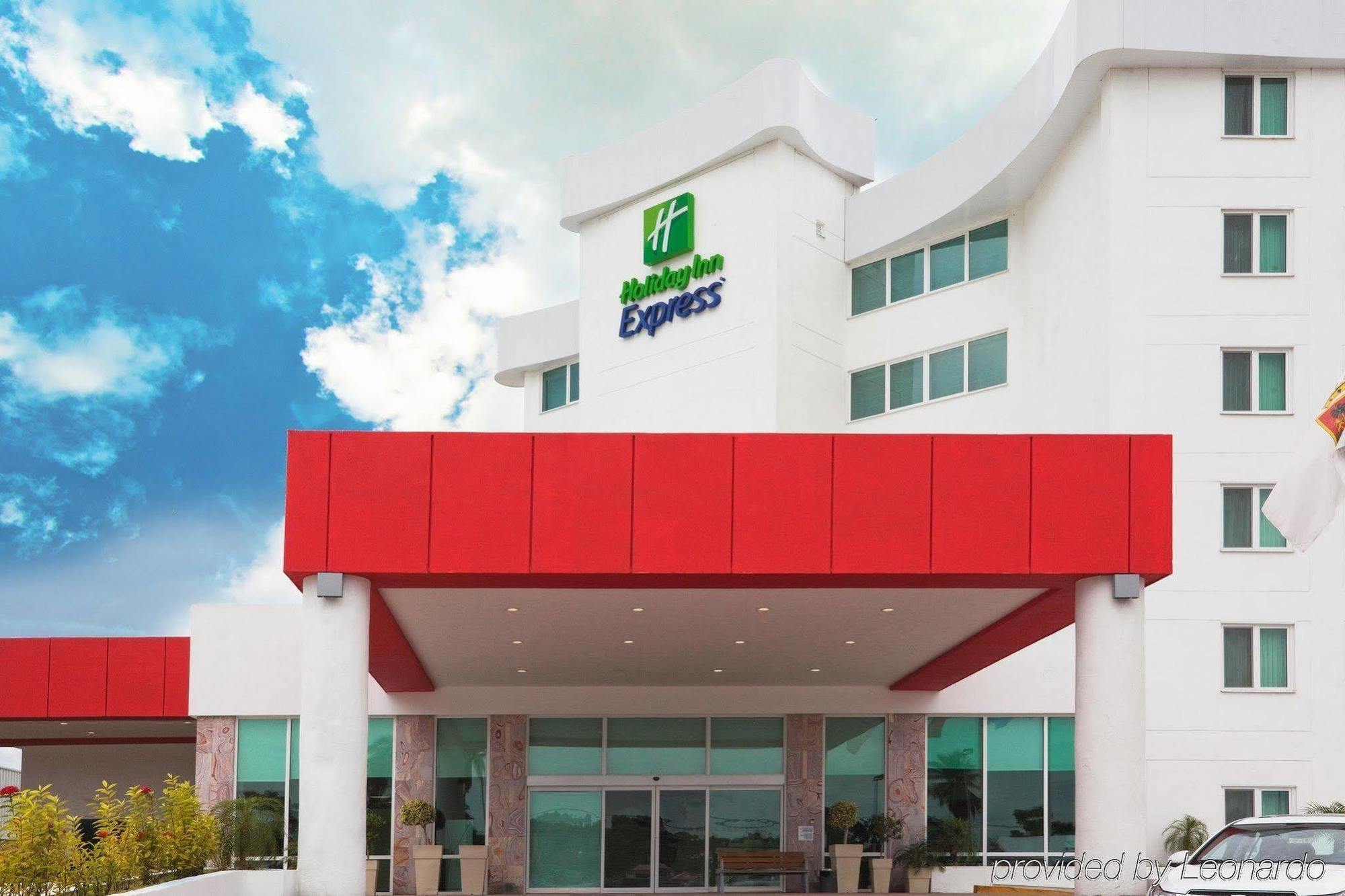 Holiday Inn Express Tapachula By Ihg Экстерьер фото