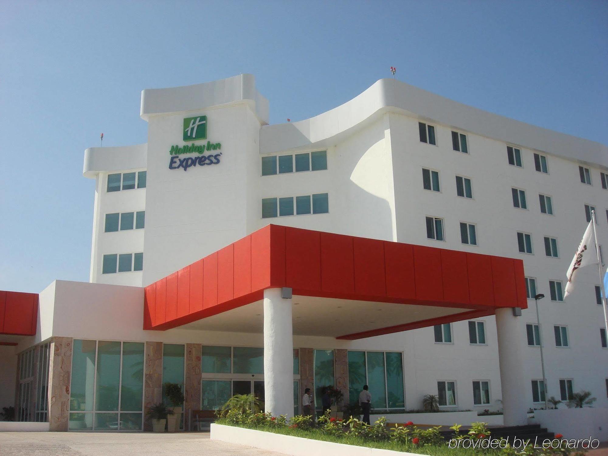 Holiday Inn Express Tapachula By Ihg Экстерьер фото